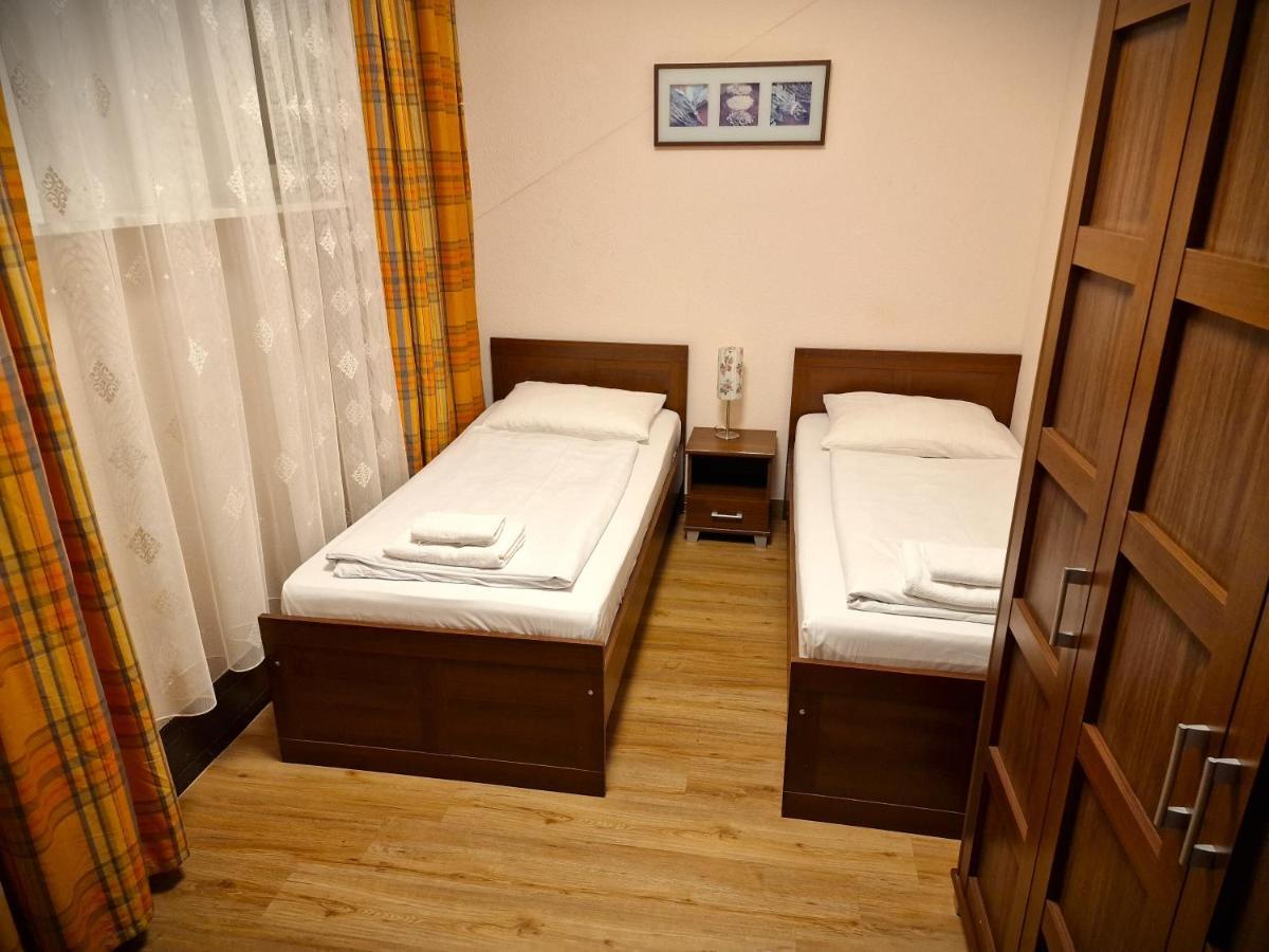 Mikon Eastgate Hotel - City Centre Берлин Экстерьер фото