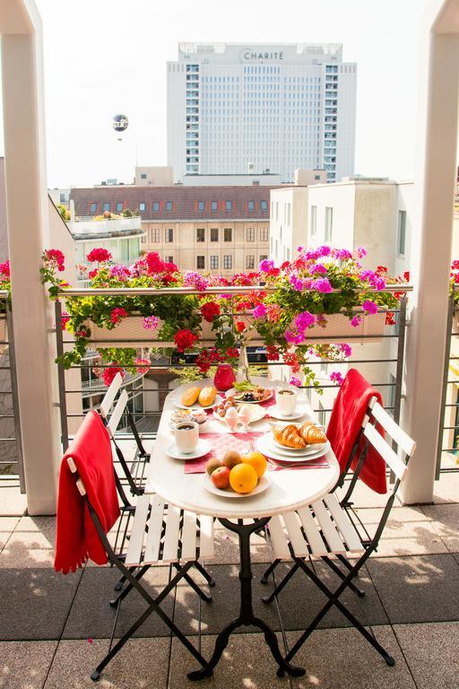 Mikon Eastgate Hotel - City Centre Берлин Экстерьер фото