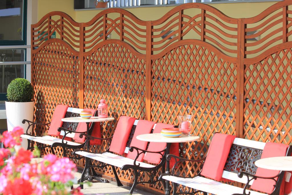 Mikon Eastgate Hotel - City Centre Берлин Экстерьер фото